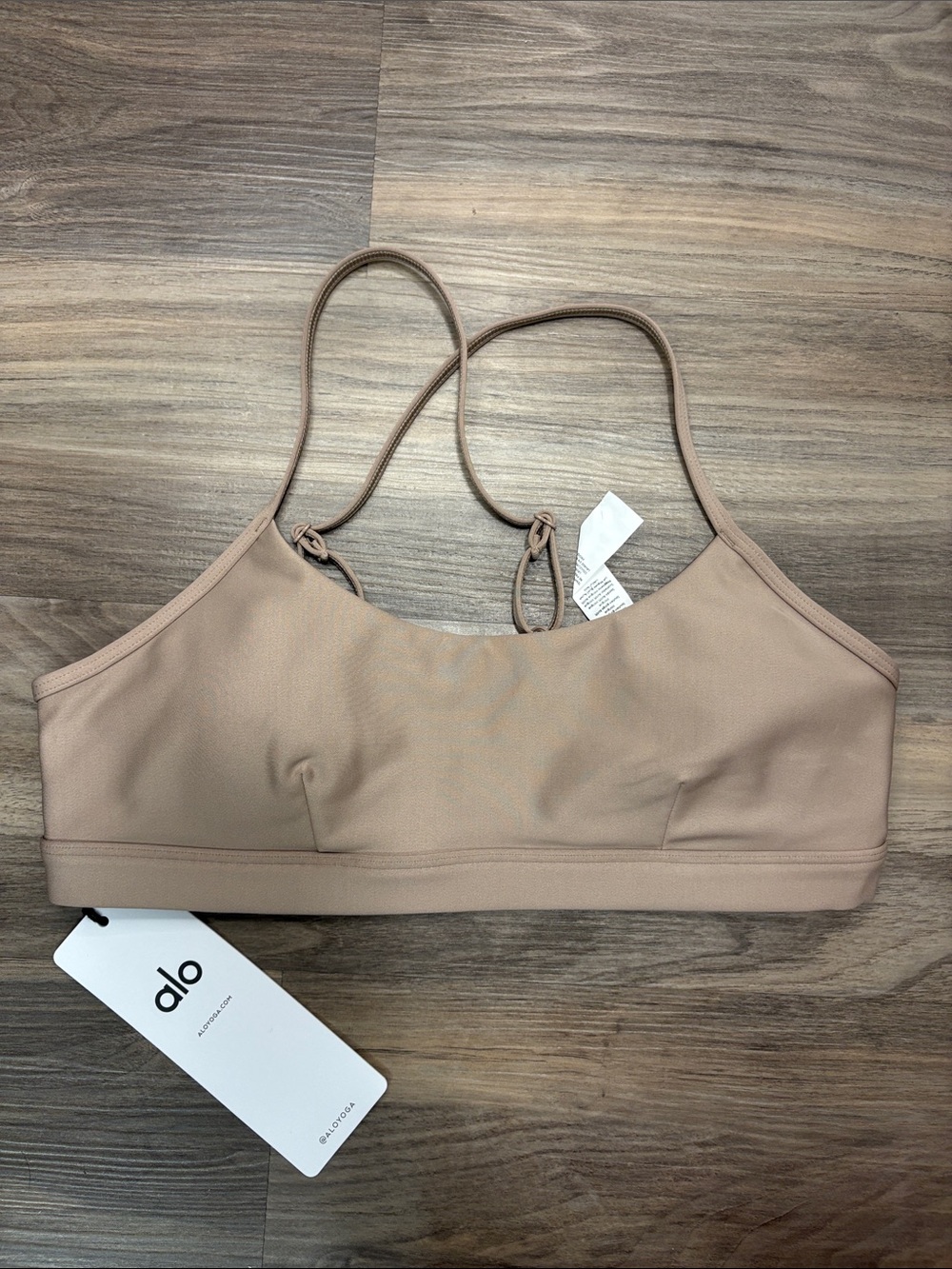 ALO YOGA AIRLIFT INTRIGUE BRA! - Picture 3 of 6